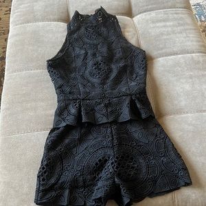 Free People lace romper size xs